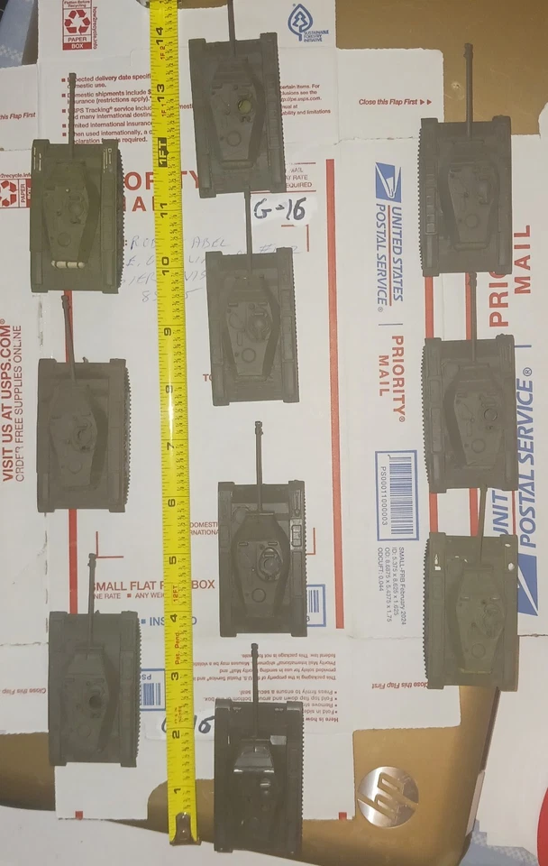 (G-16) 10 Roco M-41 Walker Bulldog Tanks. Painted. Missing Pieces. 1:87. As Is - Image 2 of 4