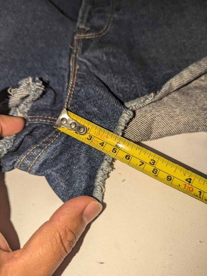 ROXY Denim Jean Women’s 29 Distressed Daisy Duke Shorts EUC - Image 4 of 4