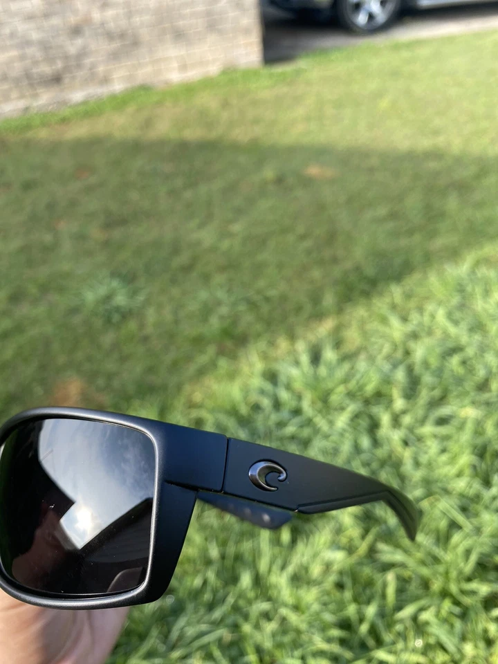 Gafas de sol rectangulares Costa Del Mar para hombre - negras/negras Foto 2 de 4