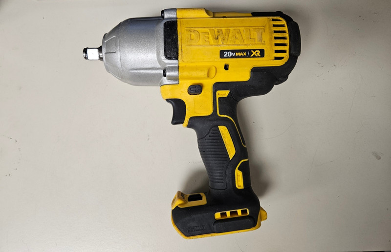 DEWALT DCF899 1/2" Cordless Impact Wrench 20V Max XR Tool Only