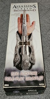 Assassin's Creed Brotherhood Ezio Auditore Hidden Blade Cosplay Gauntlet #1