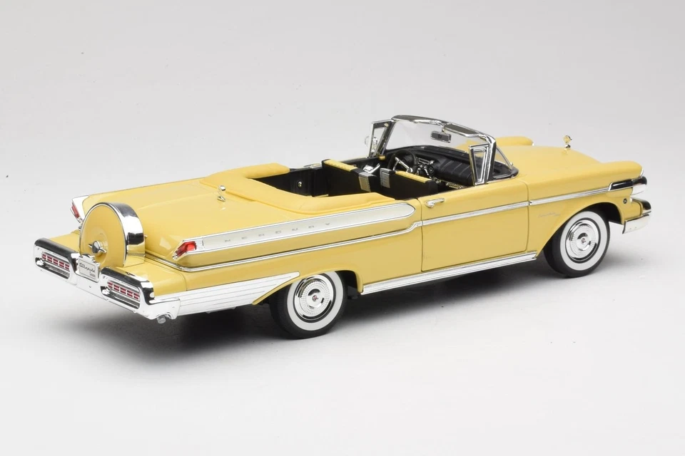 92578 Mercury Turnpike Cruiser Yellow Road Signature 1:18 - Image 3 of 4