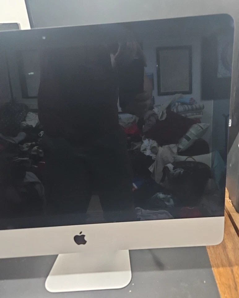 Apple iMac 21.5 4K A1418 2017 Core i5-7400 3.0GHz 8GB RAM 1TB HDD Radeon Pro 555 - Image 3 of 4