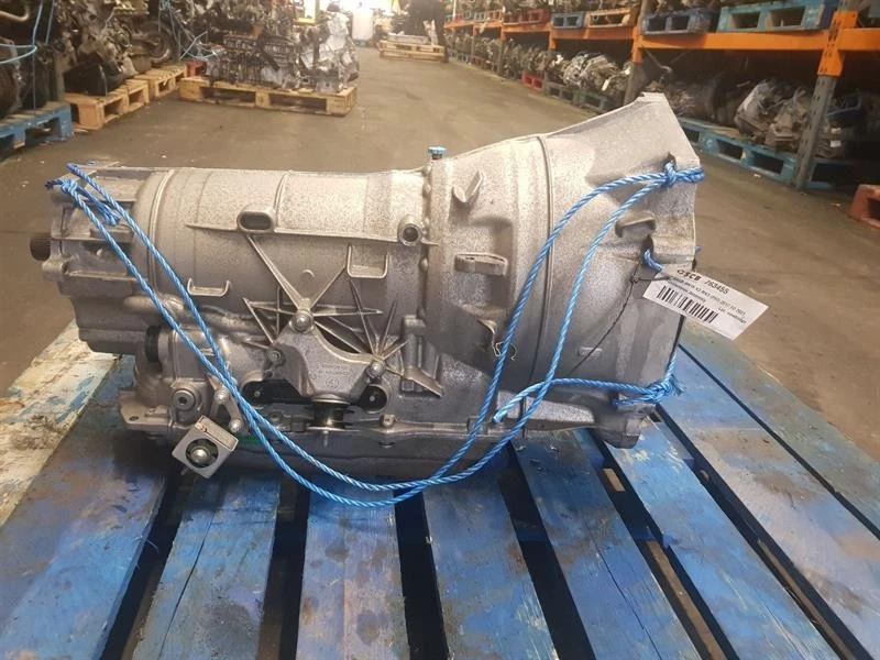 2017-2020 F97 BMW X3M GEARBOX 3.0 PETROL AUTOMATIC S58B30T0 (S58B30A) 29K MILES - Image 2 of 4