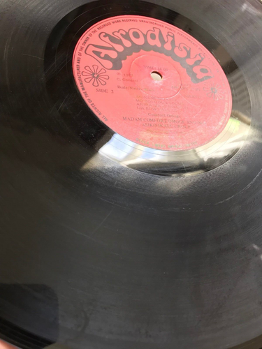 Madam COMFORT OMOGE Her Asiko Ikale Group - Munene Munene 1981 Afrodisia Vinyl - Picture 6 of 7