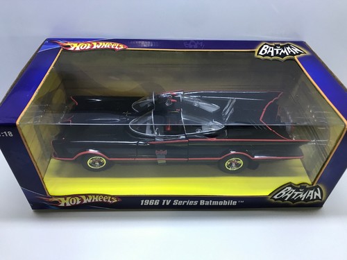 Hot Wheels Classic TV Series Batman batmobile 1/18 Diecast - Picture 9 of 17