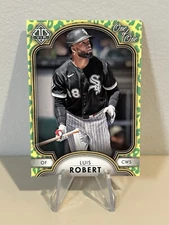 2023 Topps Transcendent Collection VIP Luis Robert 1/1 Chicago White Sox #36 YG2