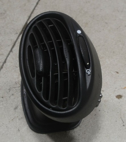 FORD Focus I Turnier Bj 2003 Luft Düse Lüftungs Gitter 98AB19893AKW #63686-P209