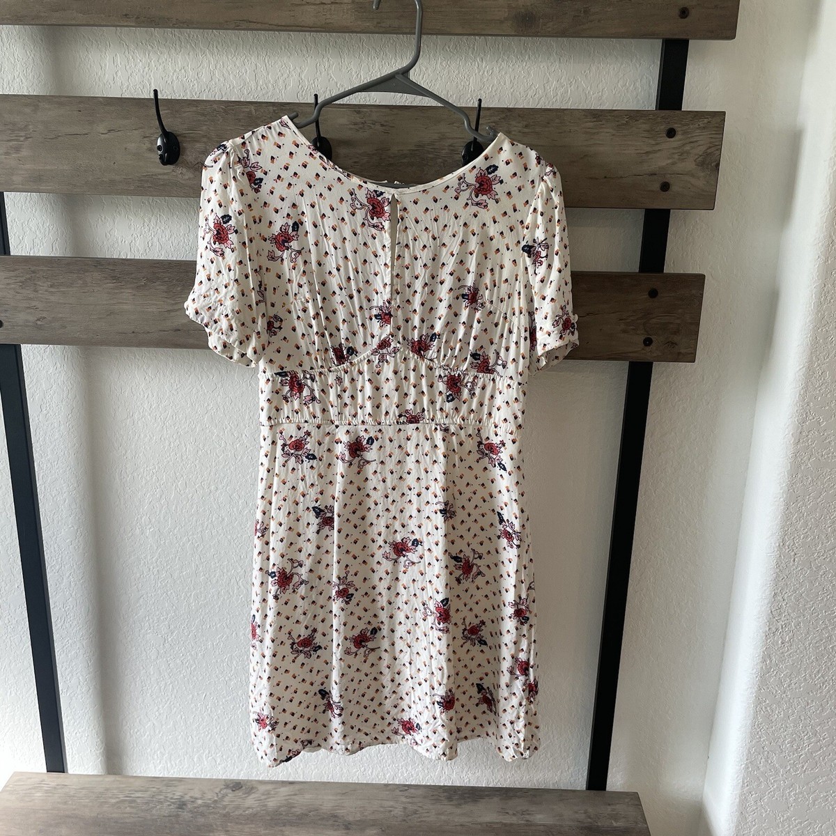 ModCloth White Floral Dress Retro Vintage Vibes A-Line Lined Size 6