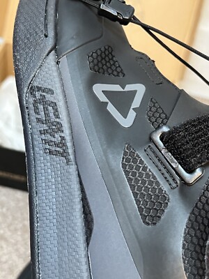 Chaussures De Vélo LEATT 5.0 Sans Clips - Taille UK 10 - Noir