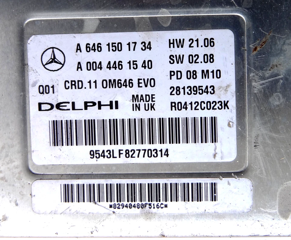 Motorsteuergerät Merc.E-Klasse E220 A6461501734 A0044461540 R0412C023K Q01 - Bild 2 von 4