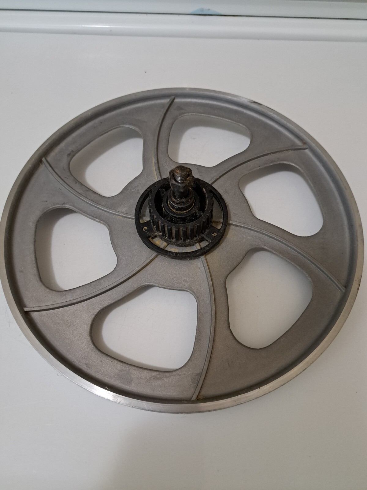 Delta Shopmaster BS100 Bandsaw Band Saw Lower Wheel With Gear eBay