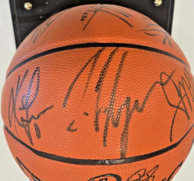 Cleveland Cavaliers 2015-2016 Championship Team Signed NBA