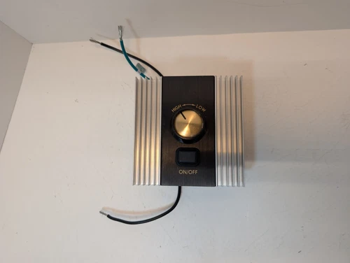 Solid-State Fan Speed Controls 120V AC 12A UC9025 Rhine Electronic