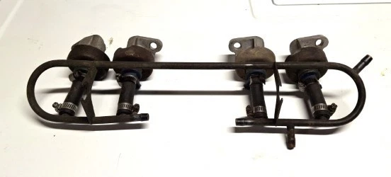 P1800ES 1971 reconstruidos inyectores de combustible Volvo Foto 4 de 4