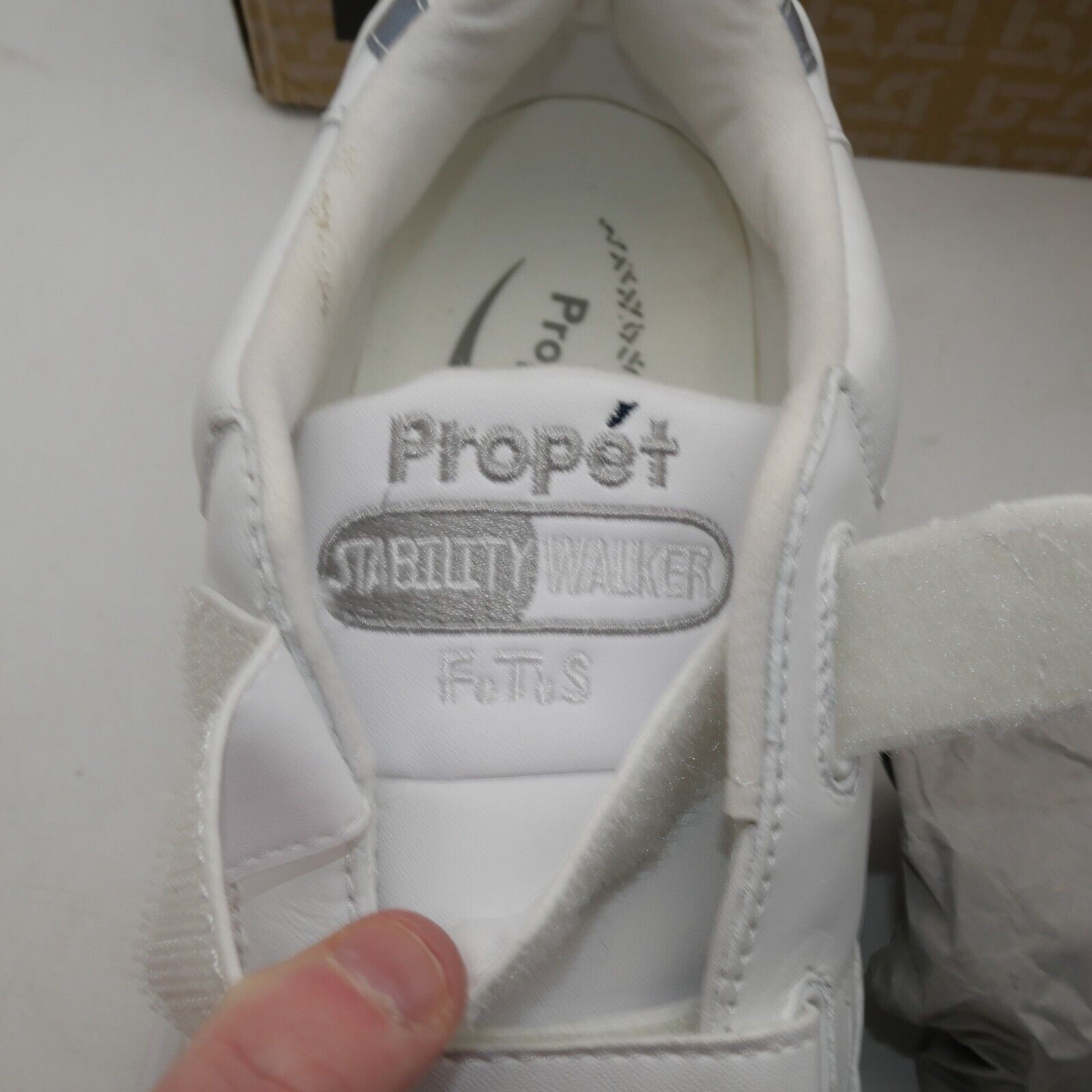 NEW Propet Stability Walker Sneakers Shoes White Women's Size 12 AA Narrow