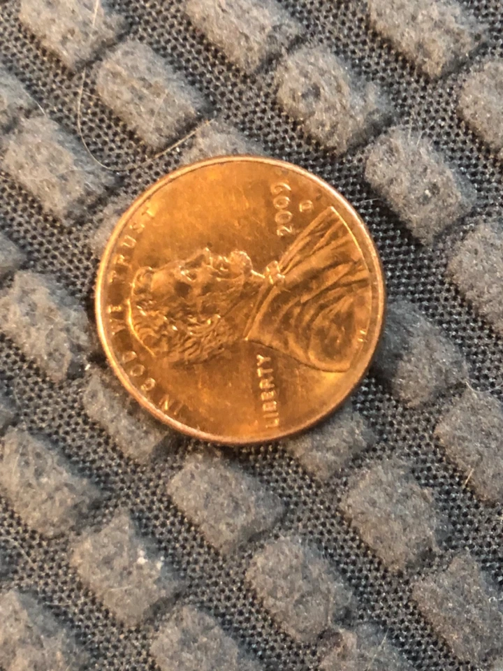 Famous double earlobe 2009D Lincoln Professional penny - Image 2 of 4