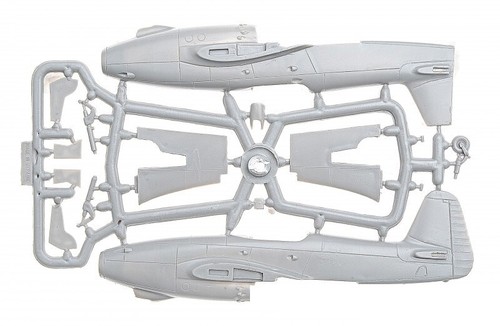 Amodel 7224 Plastic model airplane kit Scale 1:72 Yak-17 Soviet jet fighter - Picture 19 of 24
