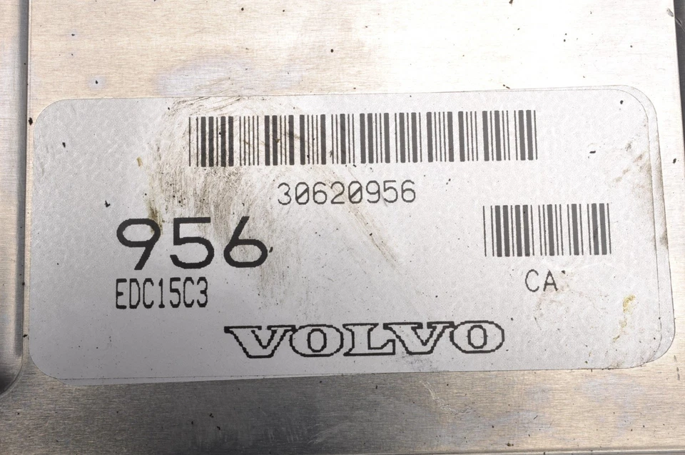 VOLVO S40 I V40 1.9 DI 102CV ECU CENTRALINA MOTORE 30620956 2000/07 - 2004/06 - Immagine 2 di 4
