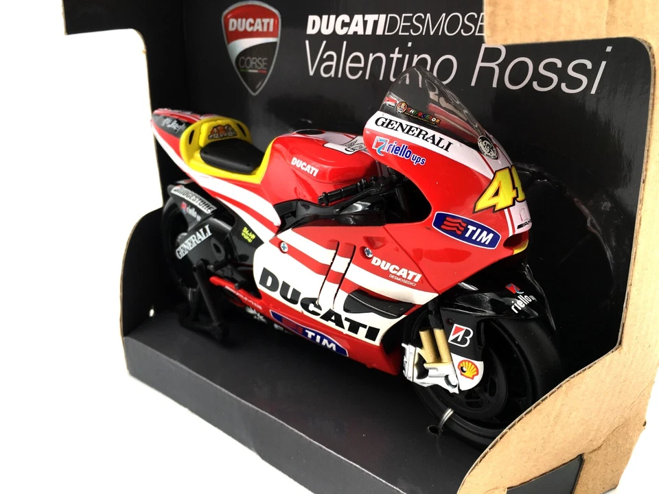 01:12 New Ray	-  Ducati	- Ducati Desmosedici GP11 -  57063 - Bild 2 von 4