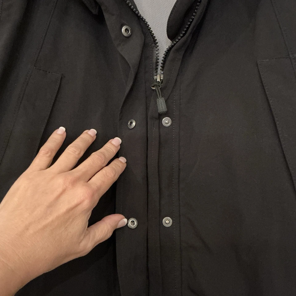 Carhartt Women’s Hooded Jacket Black Large 12-14 Zip Snap Closure Pockets 102382 - Image 3 of 4