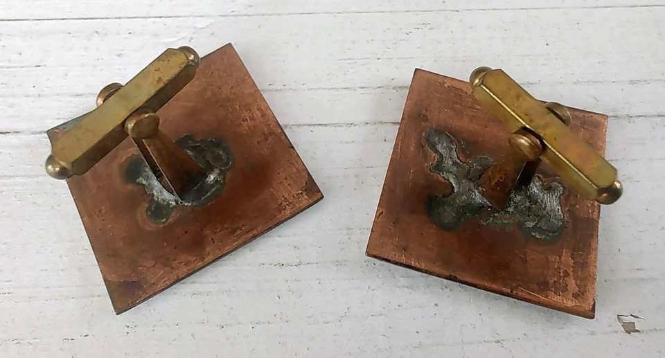 Abotoaduras vintage de esmalte em cobre/vermelho abstrato sobre branco - Imagem 3 de 4