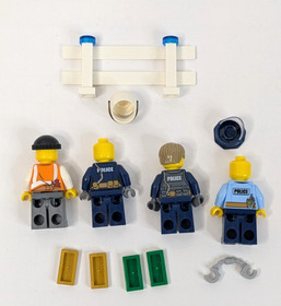 Lego City #60138 "High Speed Chase" 2017 Retired with Manuals and Original Box