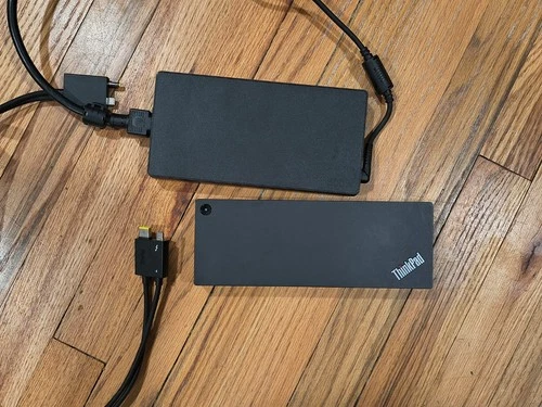 Lenovo ThinkPad Thunderbolt 4 Workstation Dock Type 40B0 W/300W Adapter & Cable