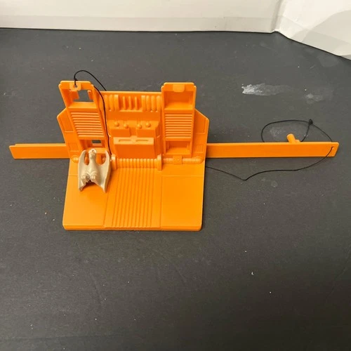 Vintage He-Man Castle Grayskull Elevator Platform, rail and Gargoyle