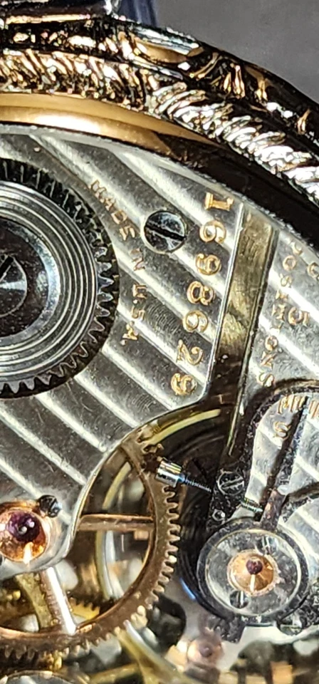 HAMILTON 992,16S,21J,ESTUCHE,LETRAS DORADAS LEVANTADAS,MOVIMIENTO DE LUJO,BUEN CORREDOR Foto 3 de 4