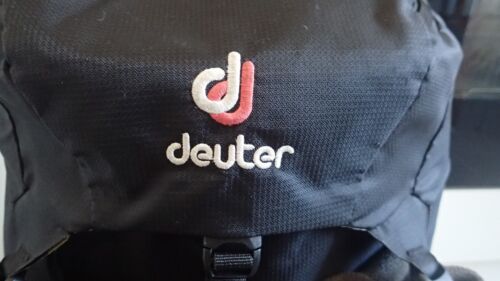 Trekkingrucksack Damen Deuter Futura 28 sl schwarz + Regenhülle - Bild 13 von 13