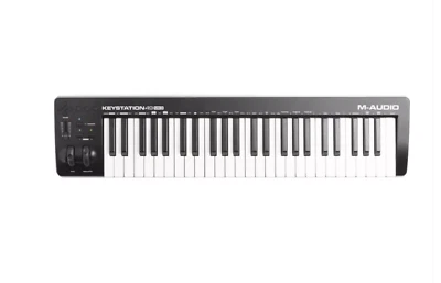 M-Audio Oxygen 49 MK5 - Clavier Controller USB Midi 49 Sillets - Photo 1/3