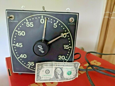 VTG GRALAB MODEL 300 DARKROOM TIMER USA w/ ORIGINAL Specs/Directs $254 retail