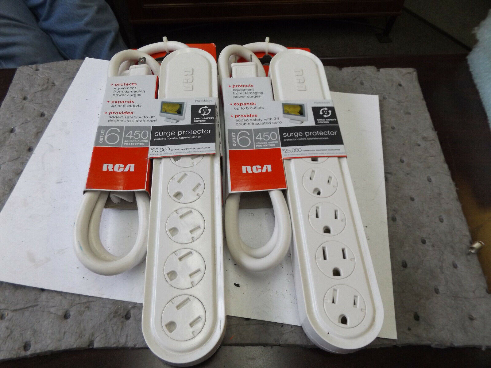 WHOLESALE RCA SURGE PROTECTOR 450 JOULES SURGE 6 OUTLET LOT OF 2 NEW OLD STOCK