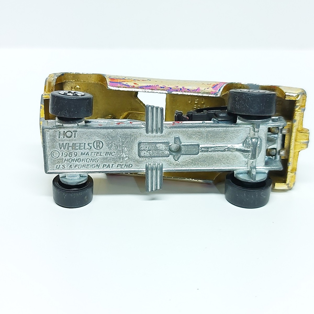 1969 HOT WHEELS HEMI HAULER GOLD LIFT TOP VINTAGE DIECAST CAR | eBay