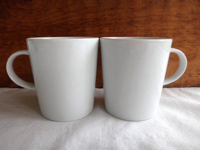 Crate&Barrel ~2~ASPEN Smooth White Porcelain 11 Oz Coffee/Tea/Cocoa Mugs, Japan