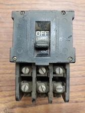 GE CR1062S3AAT1000 Manual Motor Starter Nema Size M-1 PLEASE SEE DETAILS (CX24A)