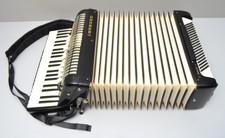 Hohner Verdi V CB Piano Akkordeon Accordion Schwarz mit Gurten & Koffer