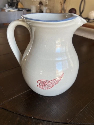 **** Vintage Red Wing Pottery Stoneware 8” Pitcher Blue Rim 2 1/2 Qts. ****
