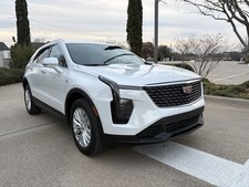 2024 Cadillac XT4 LUXURY