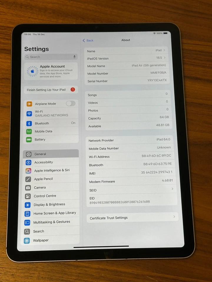 Apple iPad Air (5th generation) · 64GB · Cellular, photo 1 of 5