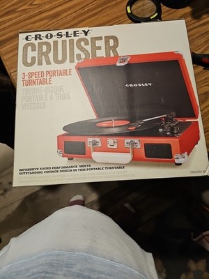 NEW Crosley Cruiser 3-speed Portable Turntable
