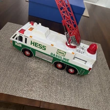 1996 Hess Truck Collectible Firetruck Without Box Lights & Sirens Work Brand New