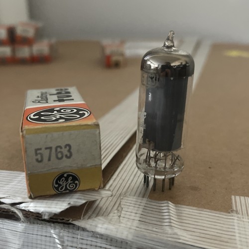 Tube électronique 5763/6062 (C95) – Neuf, Pour Ampli Ou Radio Vintage