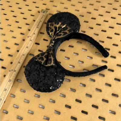 Disney Parks sequin Classic Bow Minnie Mouse sets of 2 Hair 
