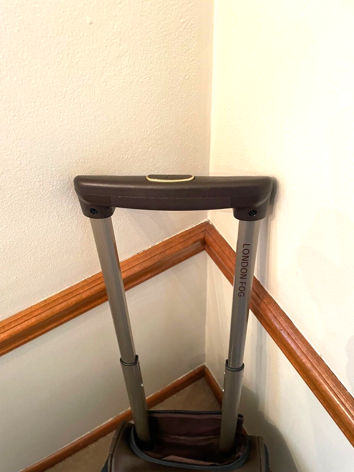 London Fog 2Wheel Carry On Luggage Green/ Brown trim well made . eBay