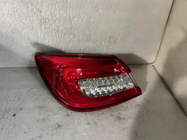 2014-2017 Maserati Quattroporte M156 Driver Left LED Tail Light 6700054520 OE