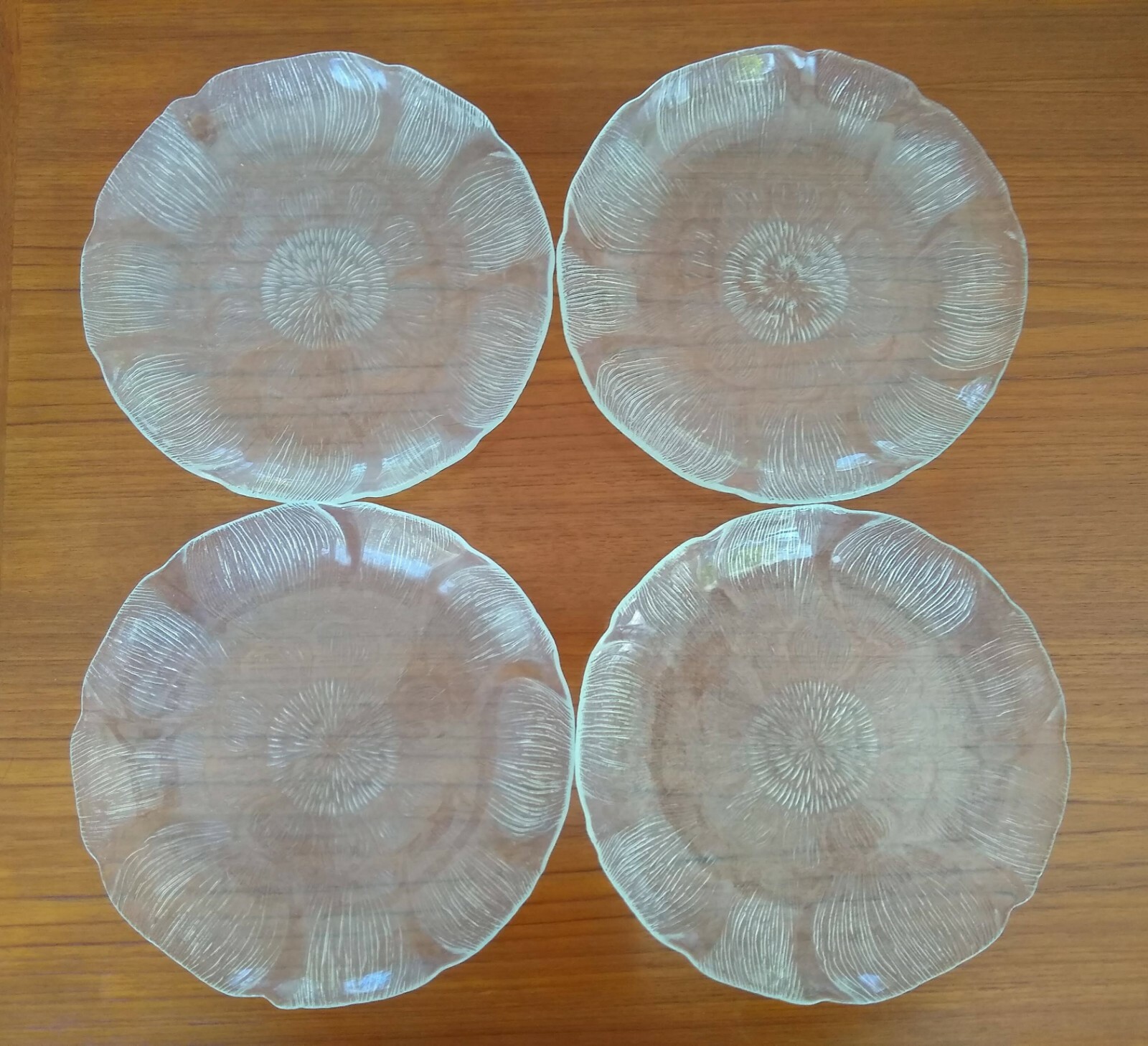 Fleur Flower Glass Dinner 9 Plates Set Of 4 Arcoroc France Embossed Clear Ebay