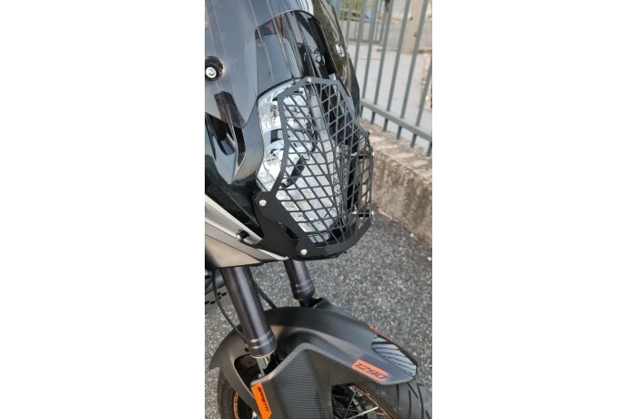 Cache phare pour KTM 1090 Adventure 2017-2018 noir en polycarbonate