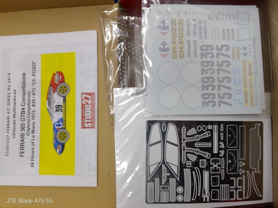 STUDIO 27 Kit 1/24 - FERRARI 365 GTB4 24h Le Mans  '72 - #39 / 75 - Cod. FR 2414 - Immagine 4 di 4